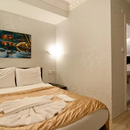 Golden Horn Life Hotel