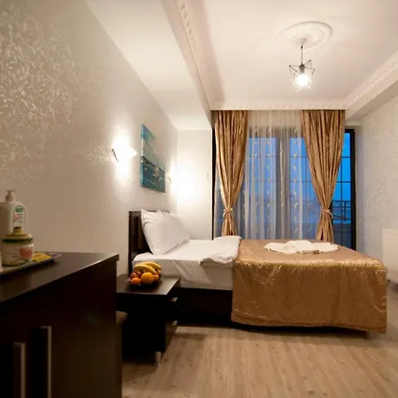 Hotel Golden Horn Life *
