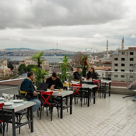 Golden Horn Life *