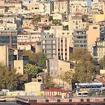 Golden Horn Life Hotel *