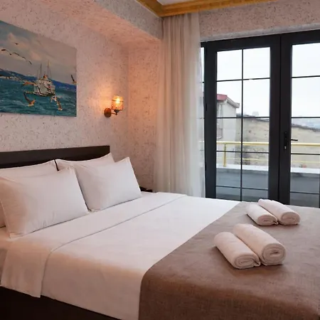 Golden Horn Life Hotel